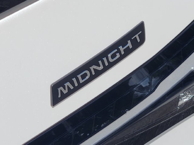 New 2027 Nissan Sentra SR w/ SR Premium Package FWD image 11