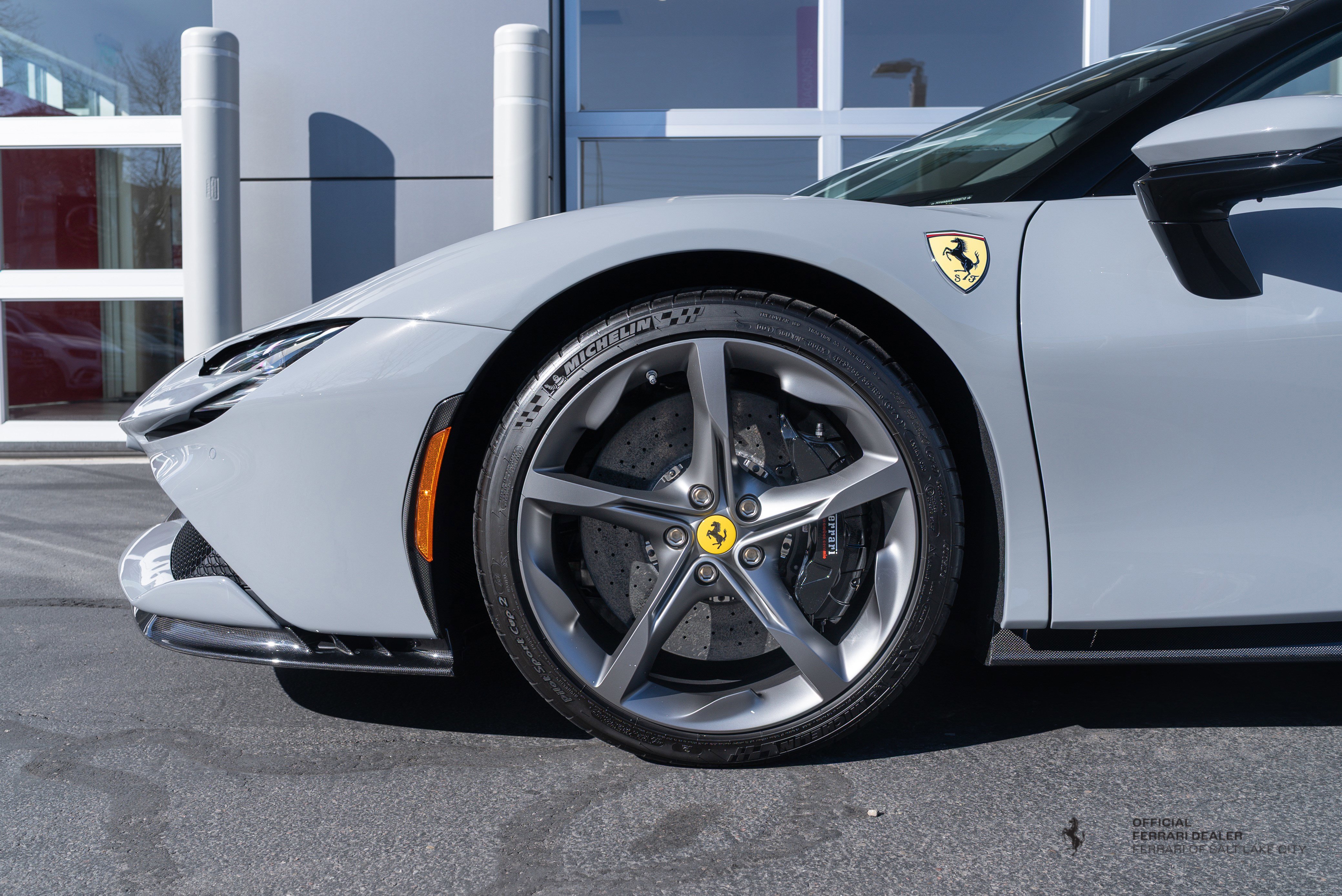 Used 2024 Ferrari SF90 Spider image 4