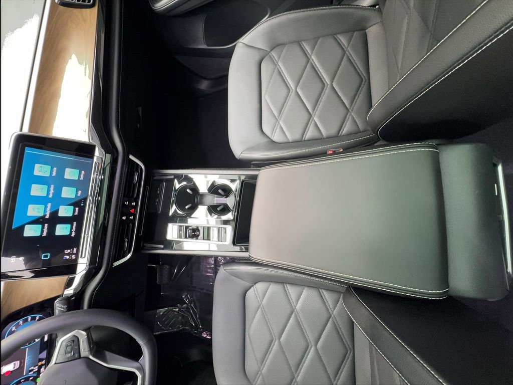 Used 2024 Volkswagen Atlas SE FWD image 38