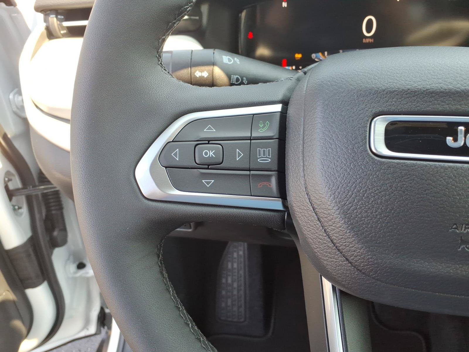 New 2026 Jeep Compass Limited AWD/4WD image 19