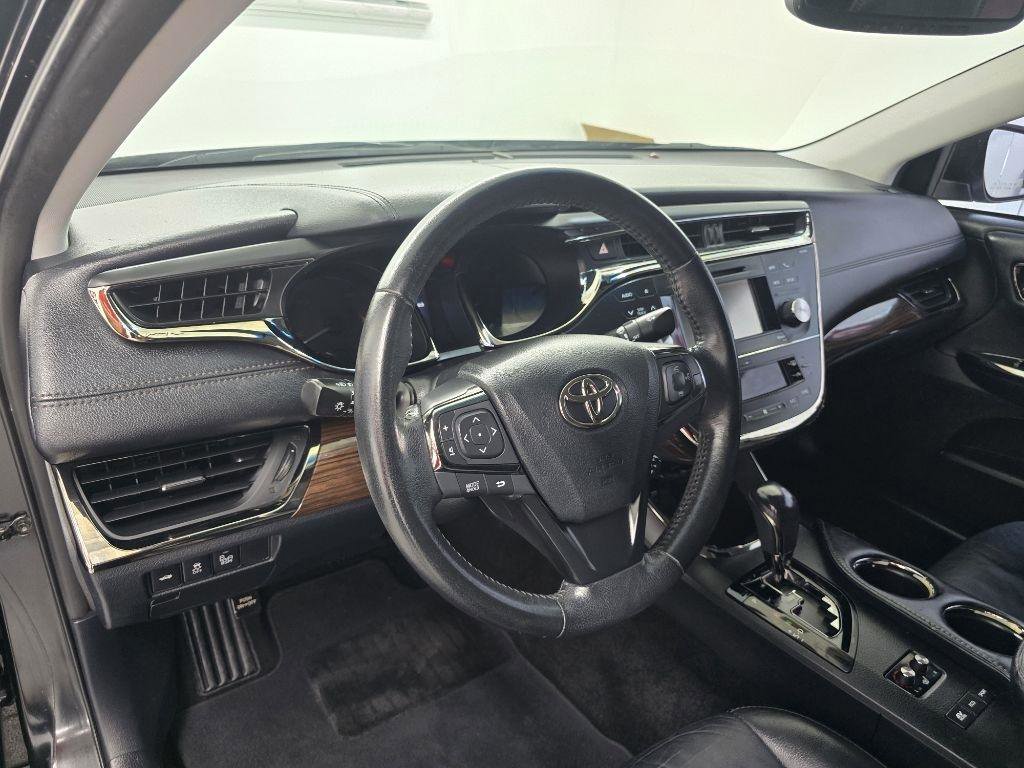 Used 2013 Toyota Avalon XLE Touring FWD image 11