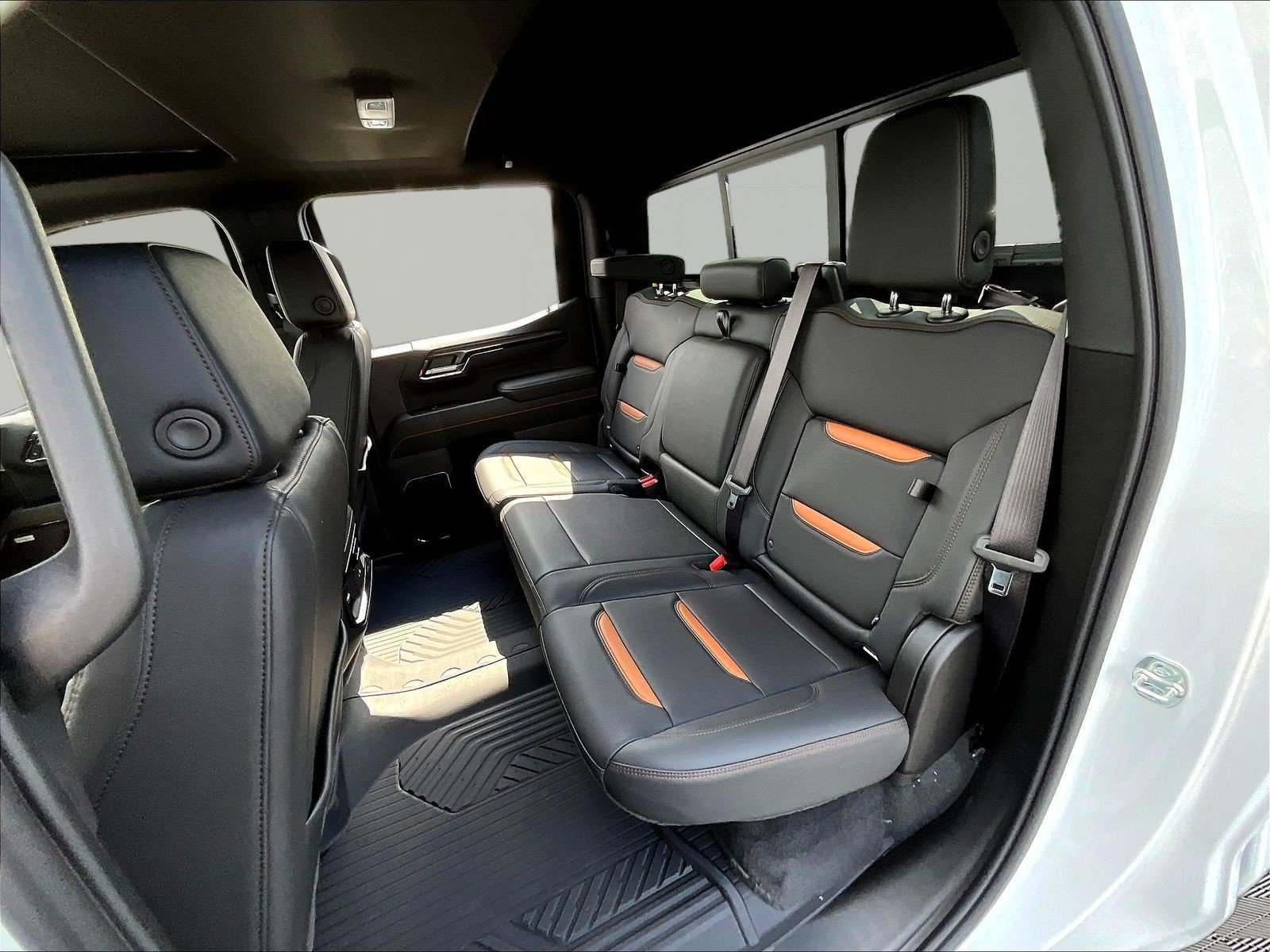 New 2026 GMC Sierra 1500 AT4 w/ AT4 Premium Package AWD/4WD image 18