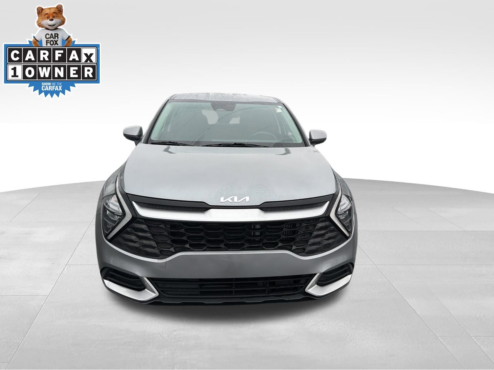 Used 2023 Kia Sportage LX image 2