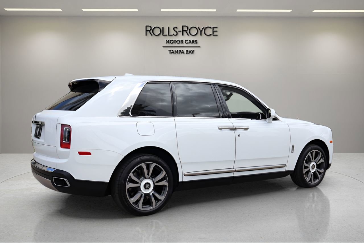 Certified 2023 Rolls-Royce Cullinan image 2