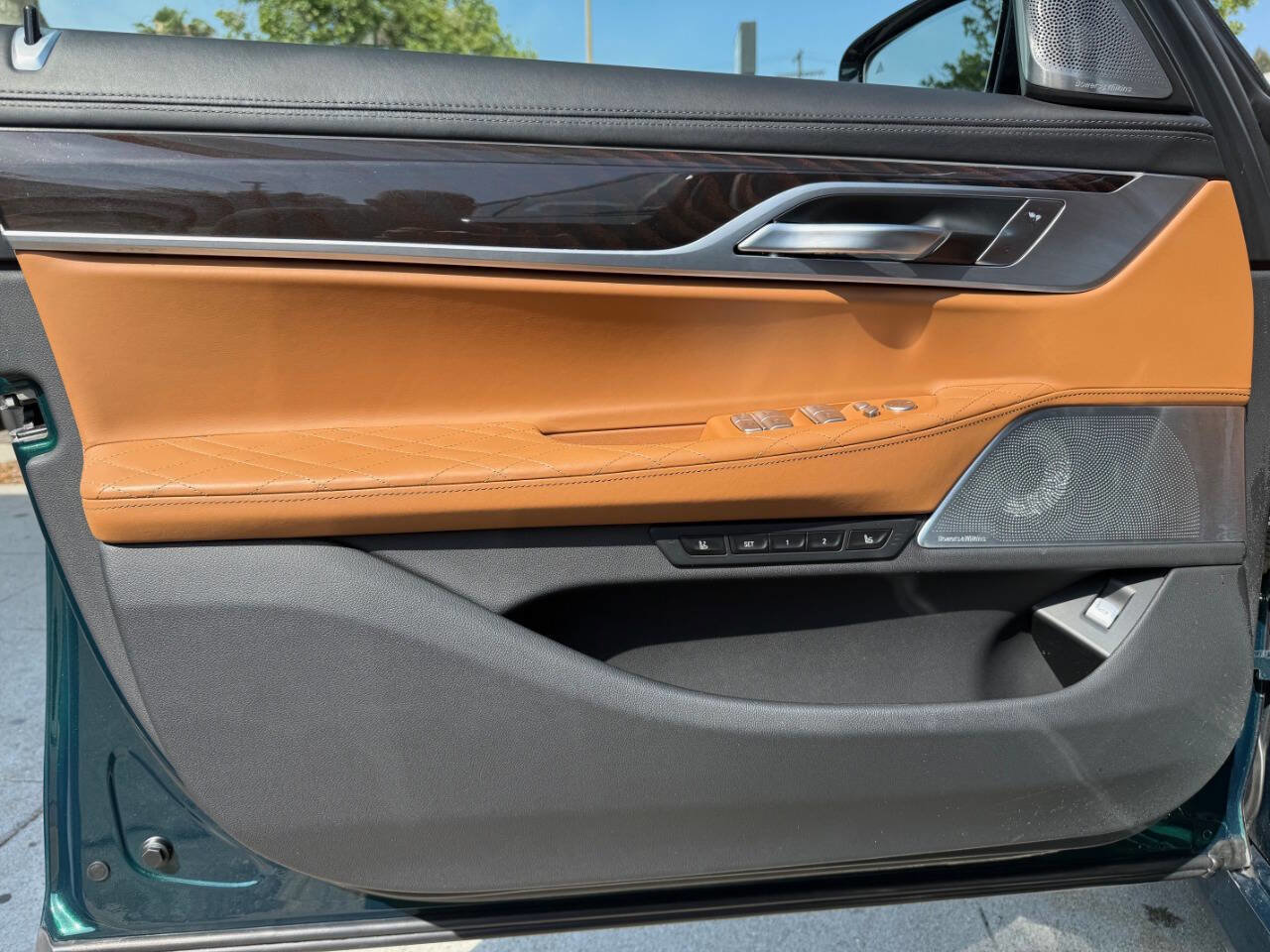 Used 2020 BMW ALPINA B7 xDrive image 25