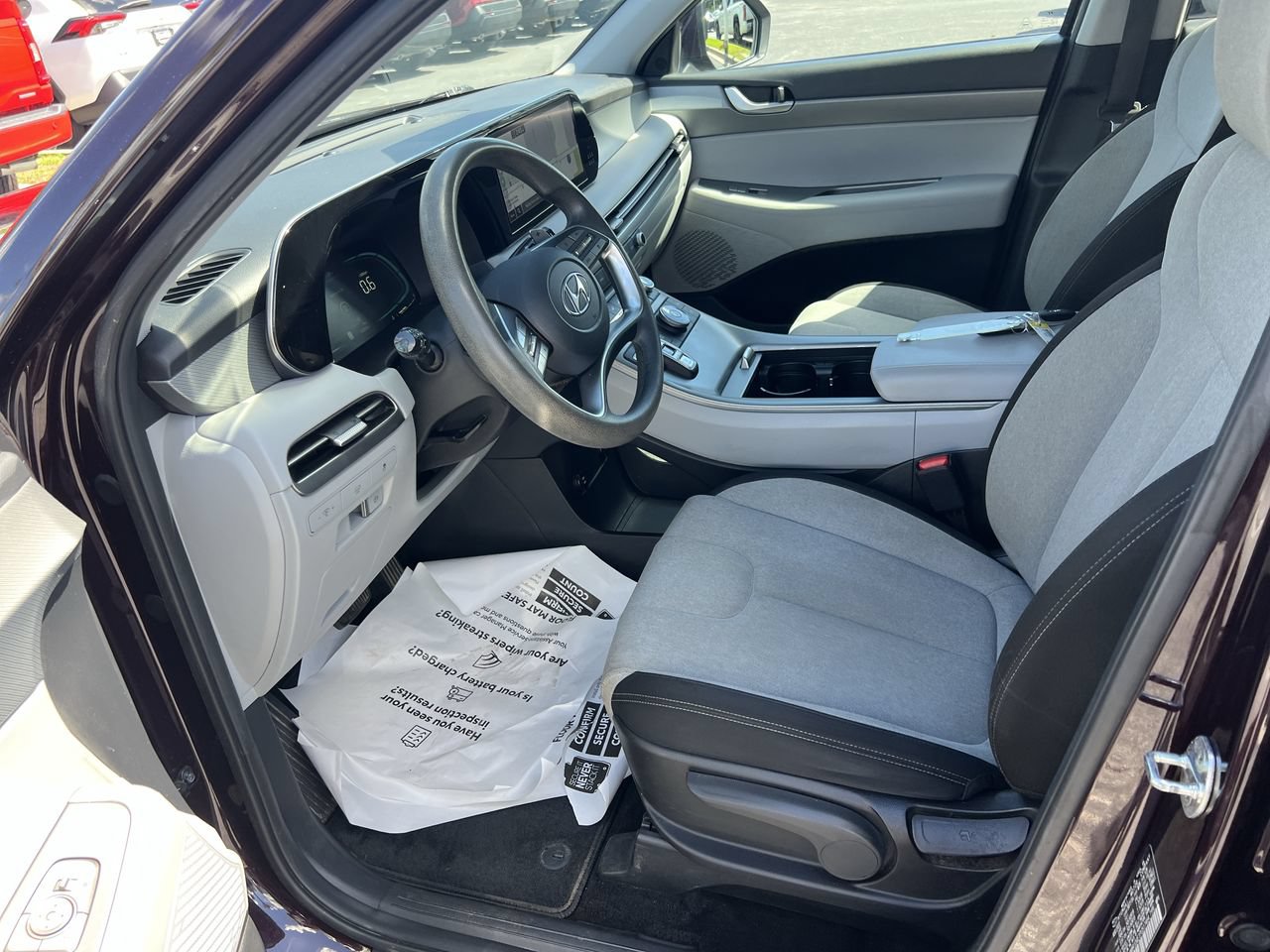 Used 2023 Hyundai Palisade SE AWD/4WD image 16