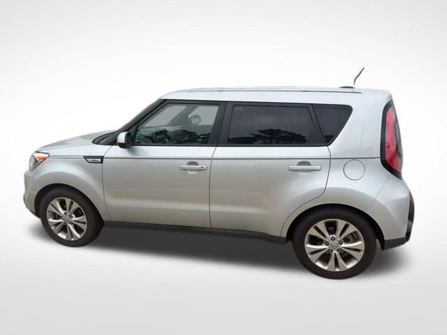 Used 2016 Kia Soul + image 15