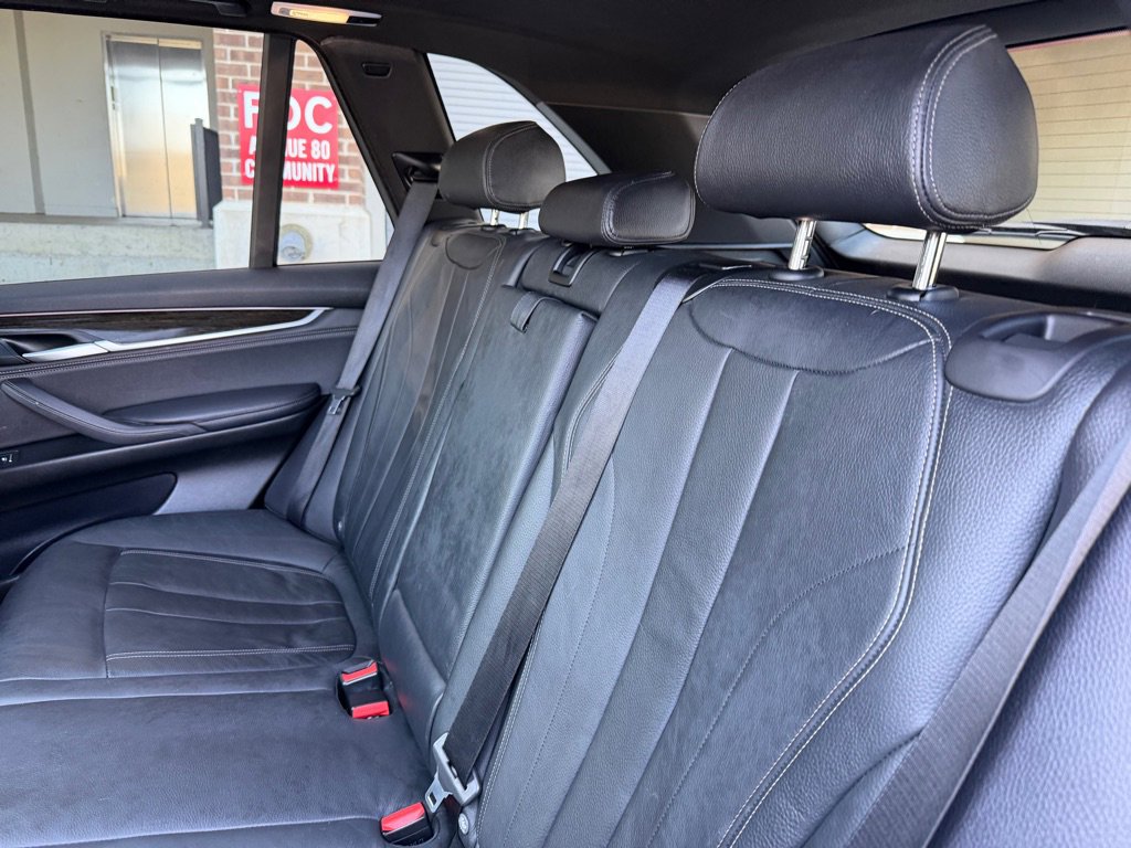 Used 2017 BMW X5 xDrive35d image 18