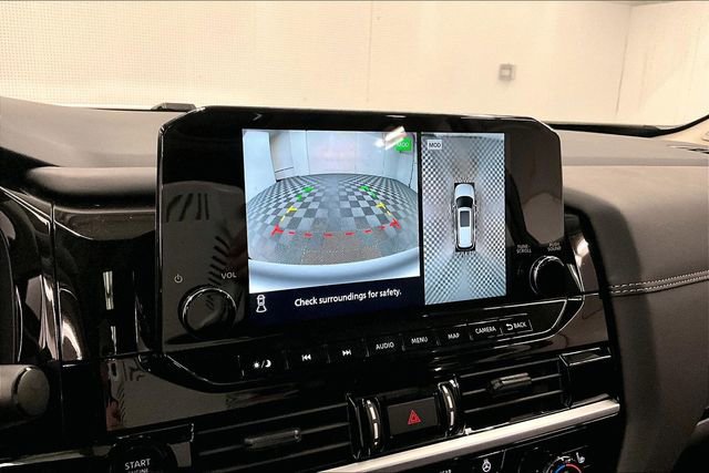 New 2025 Nissan Pathfinder Platinum w/ Lighting Package (N93) AWD/4WD image 25