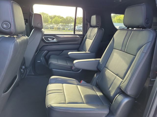 Certified 2022 Chevrolet Suburban RST w/ Luxury Package image 11