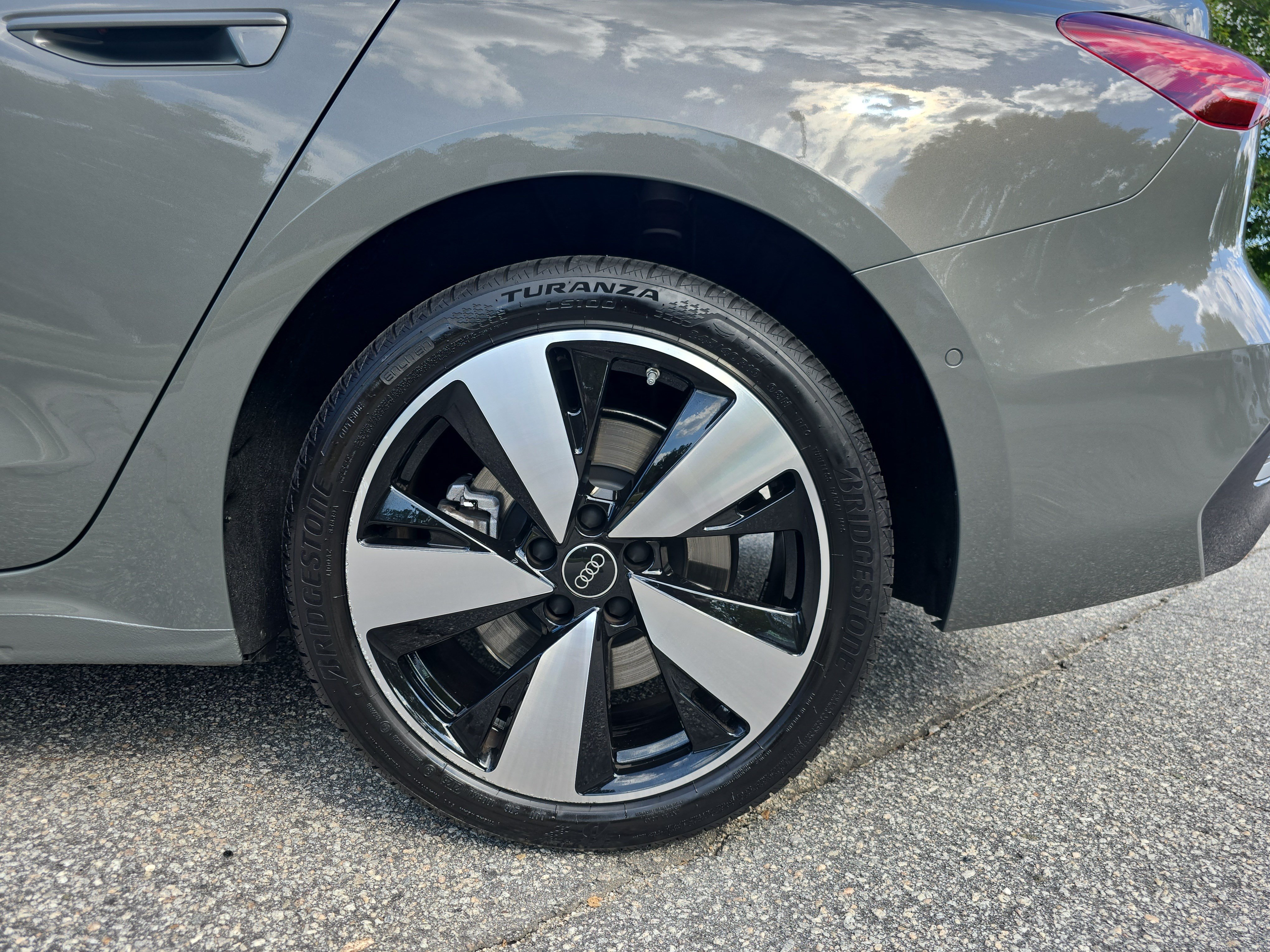 Certified 2025 Audi A5 2.0T Premium Plus w/ Premium Plus AWD/4WD image 30