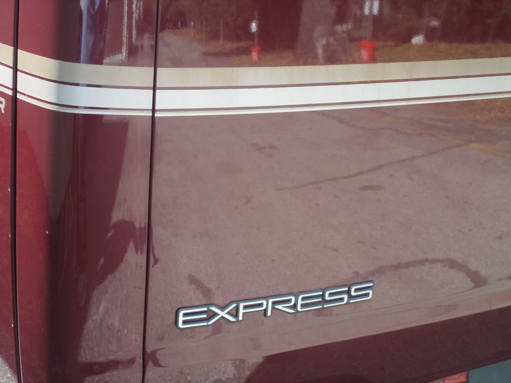 Used 2000 Chevrolet Express 1500 RWD image 10