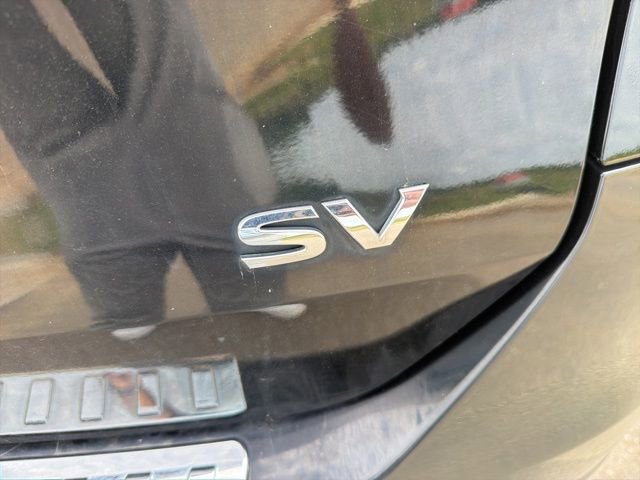 Used 2015 Nissan Rogue SV w/ SV Moonroof Package FWD image 14
