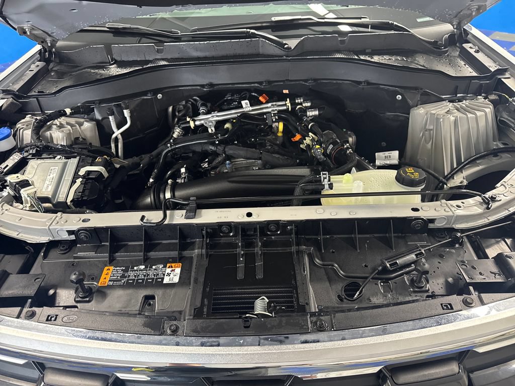 Certified 2026 Ford Explorer Active w/ Active Comfort Package RWD image 23