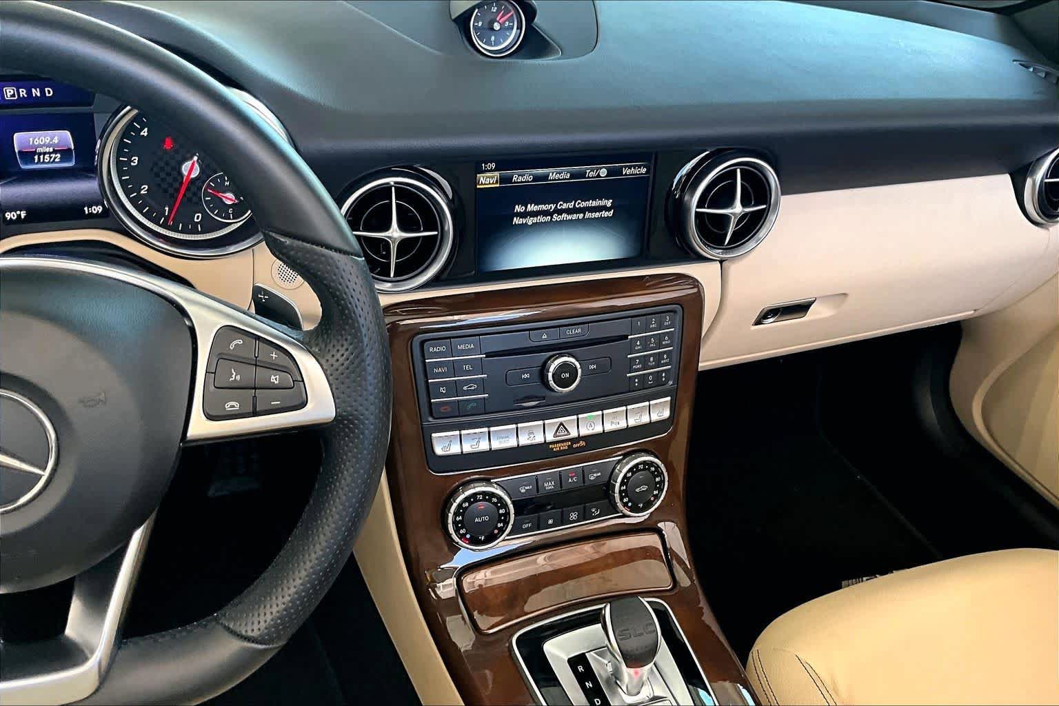 Used 2019 Mercedes-Benz SLC 300 image 7