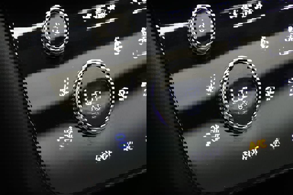 Used 2023 INFINITI QX60 Luxe w/ Cargo Package image 24