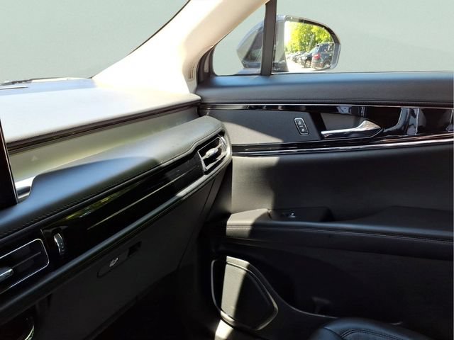Used 2023 Lincoln Nautilus AWD image 20