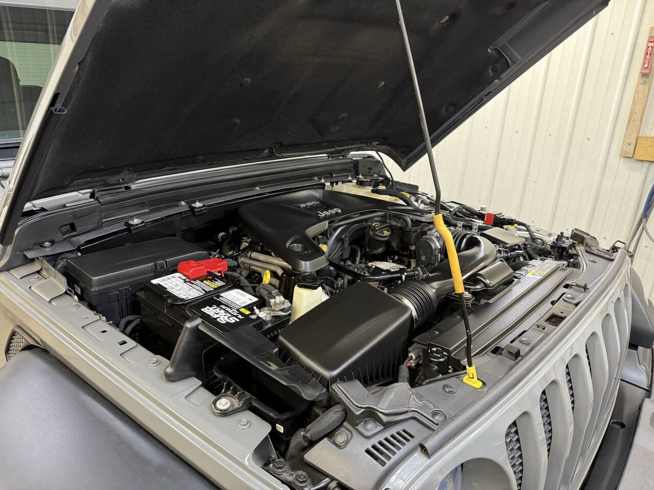 Used 2019 Jeep Wrangler Sport image 23