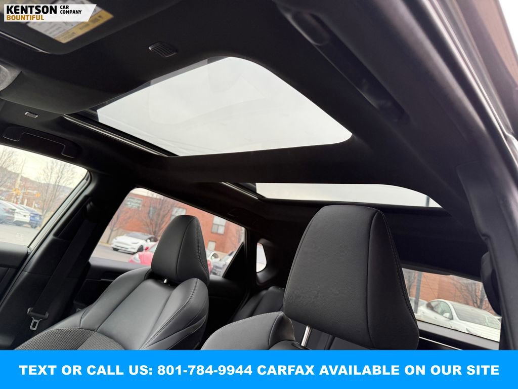 Used 2025 Toyota bZ4X FWD image 28