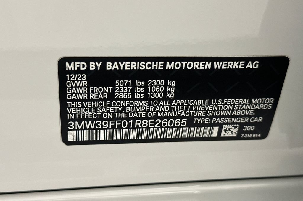 Used 2024 BMW 330e w/ Convenience Package RWD image 36