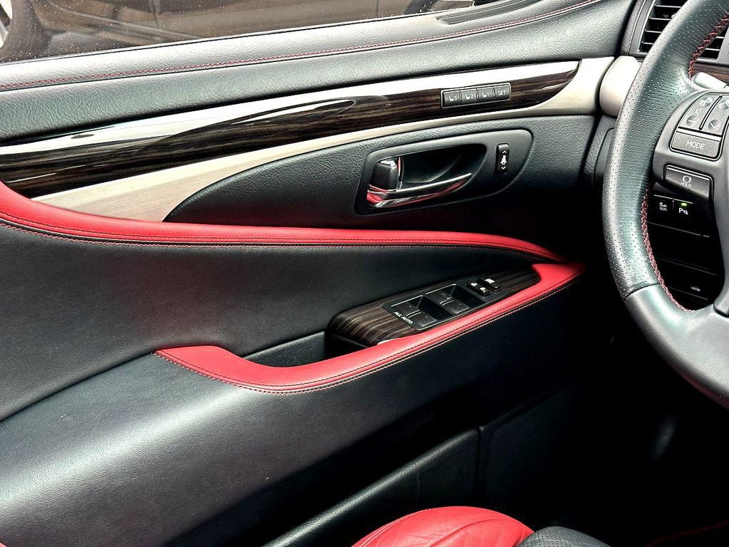 Used 2015 Lexus LS 460 image 28