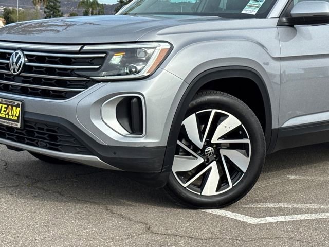 Used 2024 Volkswagen Atlas SE image 4