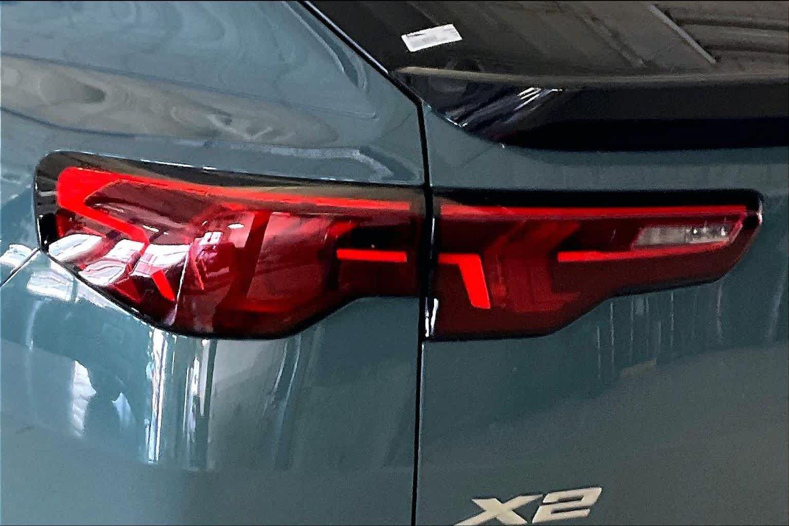 New 2026 BMW X2 xDrive28i w/ Technology Package AWD/4WD image 14