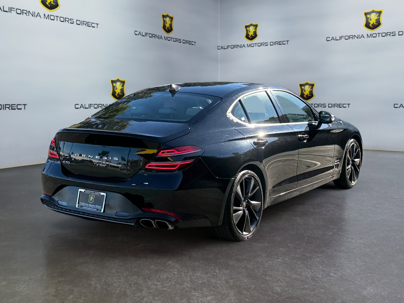 Used 2023 Genesis G70 2.0T w/ Sport Prestige Package image 5