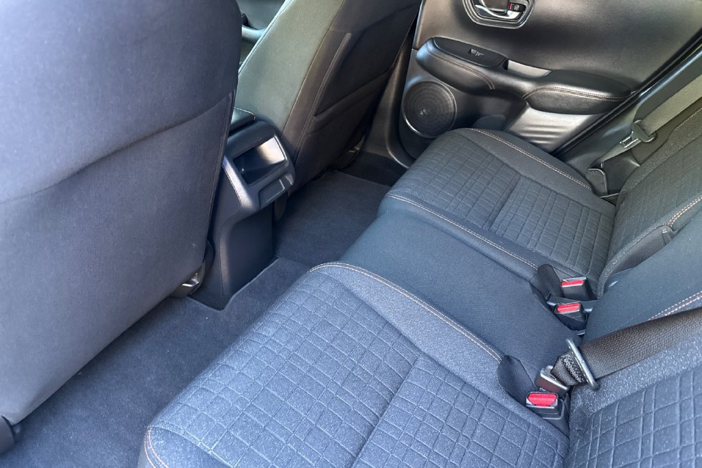 Certified 2025 Honda HR-V Sport image 7