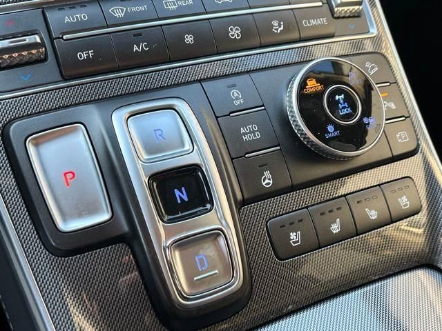 Used 2023 Hyundai Santa Fe Limited image 38