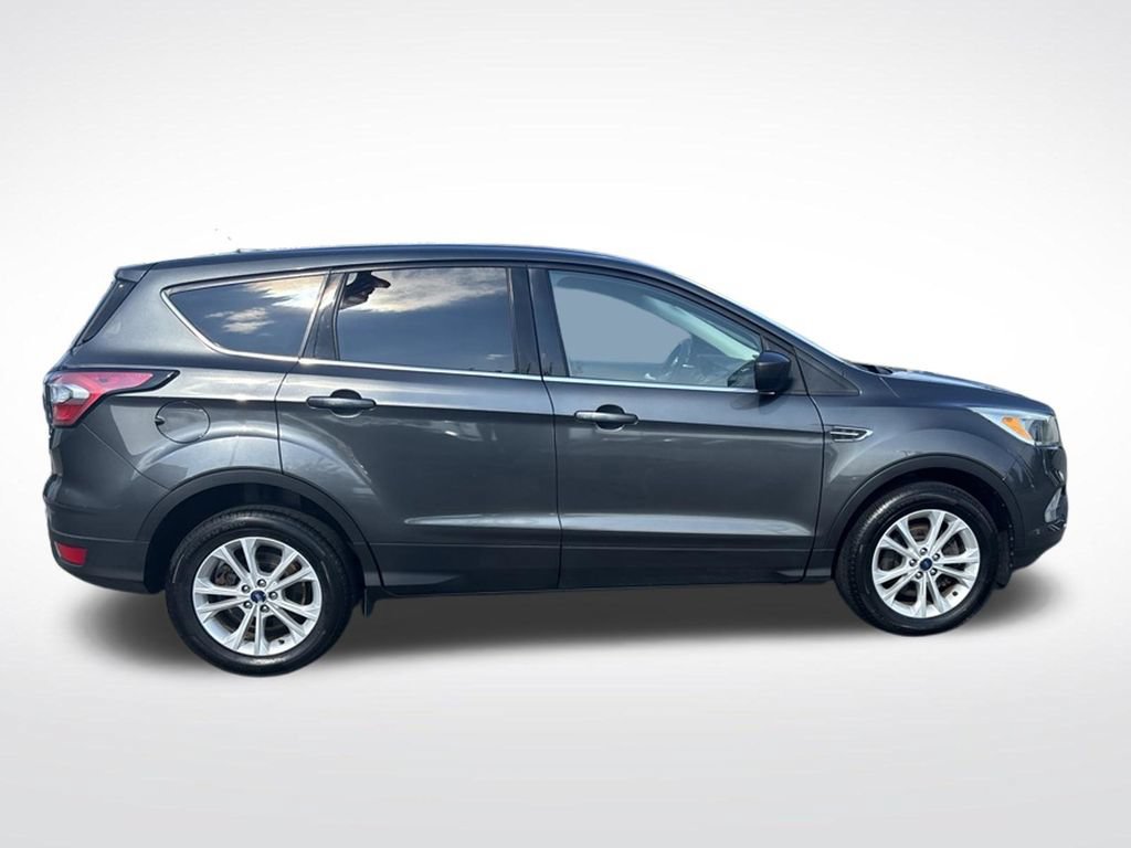 Used 2017 Ford Escape SE AWD/4WD image 8