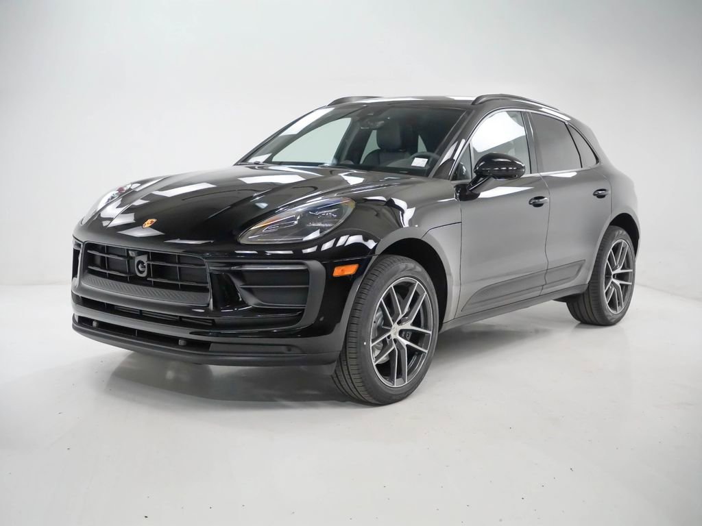 Used 2026 Porsche Macan AWD/4WD image 1
