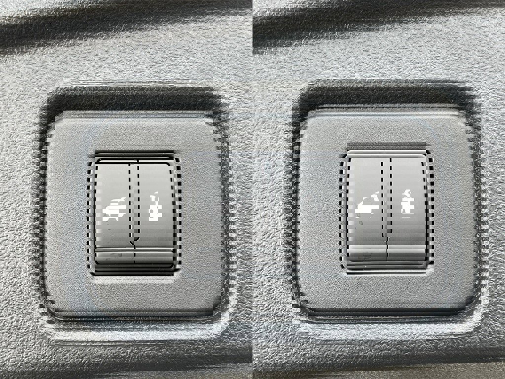 New 2026 Nissan Pathfinder SL image 37