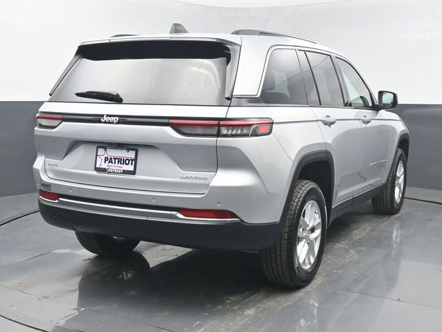 New 2026 Jeep Grand Cherokee Laredo AWD/4WD image 5