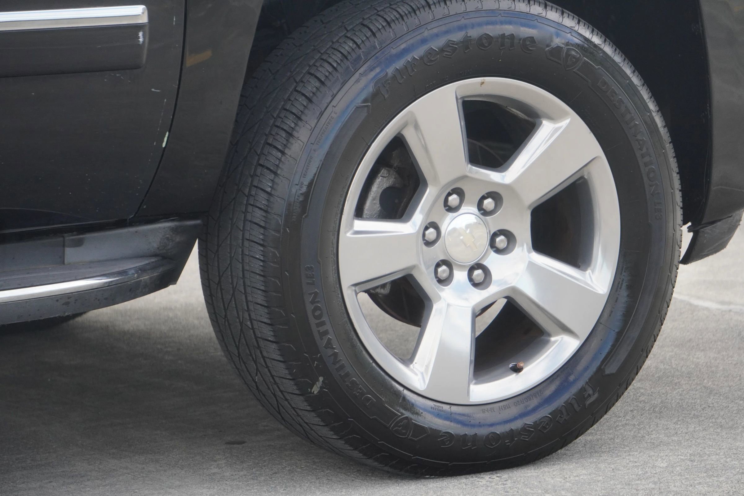 Used 2011 GMC Yukon Denali image 14