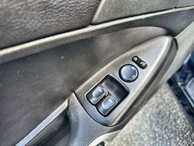 Used 2006 Chevrolet Corvette Convertible w/ Preferred Equipment Group image 21