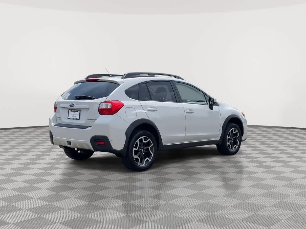 Used 2016 Subaru Crosstrek 2.0i Premium AWD/4WD image 8