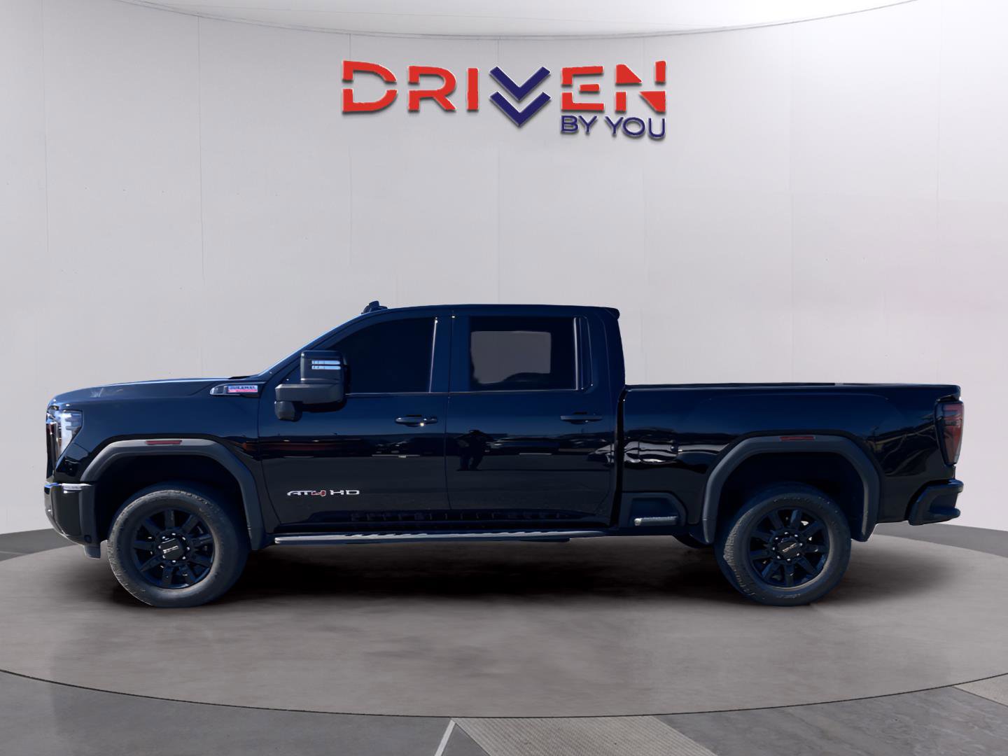 Used 2024 GMC Sierra 2500 AT4 w/ AT4 Premium Plus Package image 3