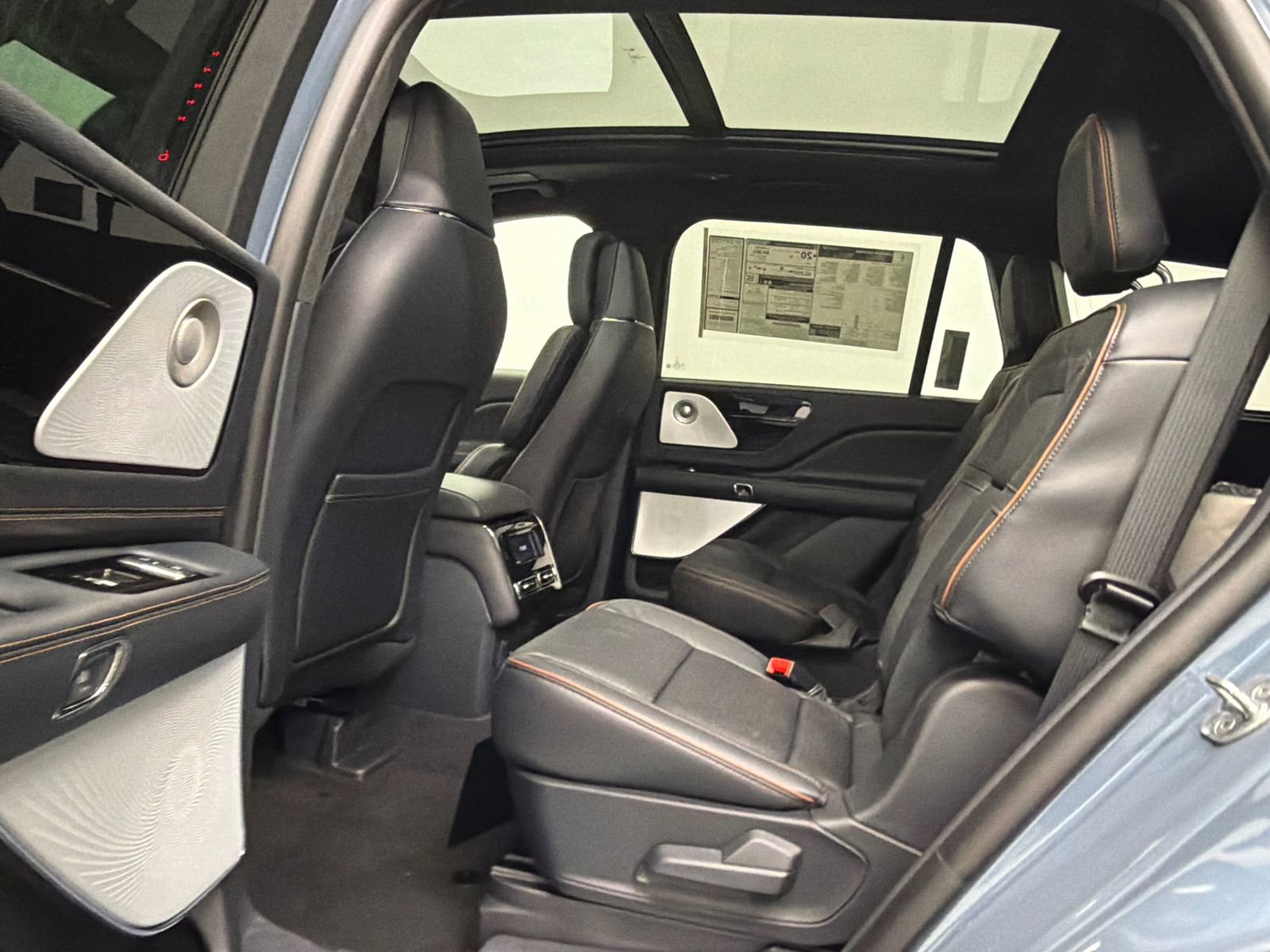 New 2026 Lincoln Aviator Black Label w/ Dynamic Handling Package image 20