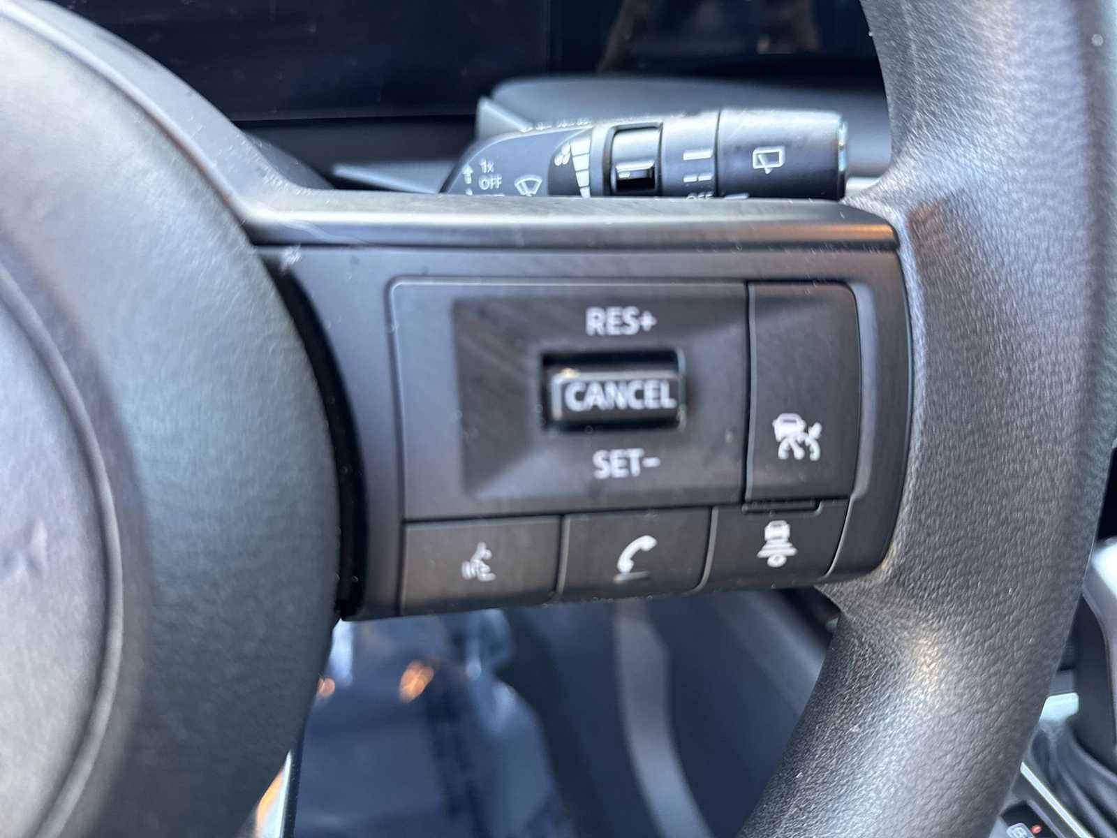 Used 2025 Nissan Kicks S image 22