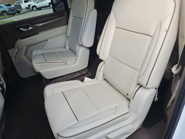 Certified 2021 GMC Yukon XL Denali AWD/4WD image 34