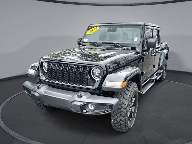 Used 2025 Jeep Gladiator Willys
