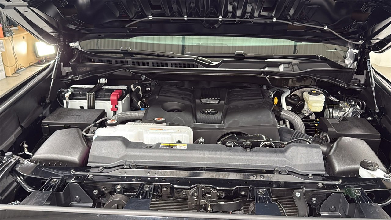 Used 2025 Toyota Tundra SR image 25
