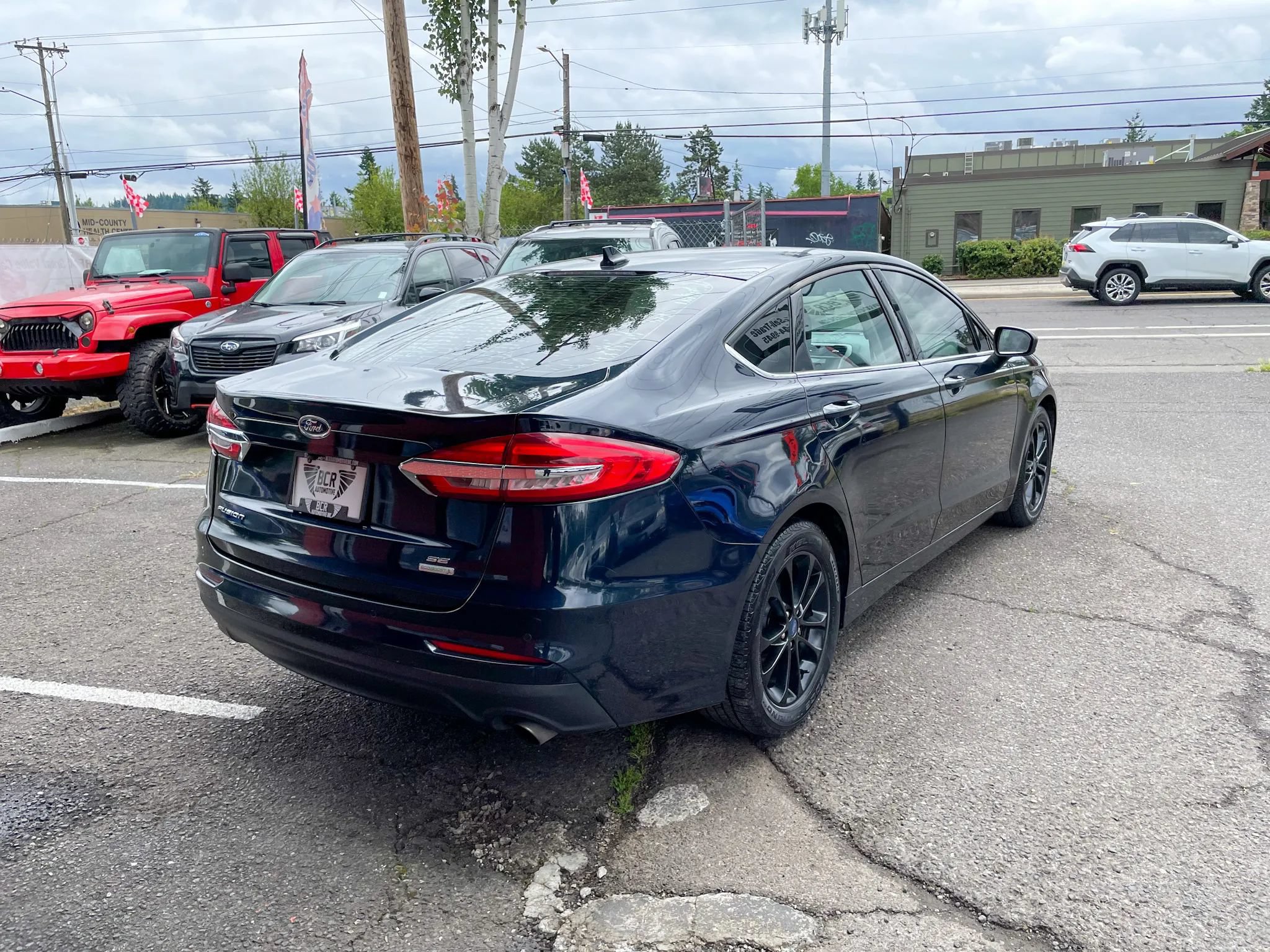 Used 2020 Ford Fusion SE FWD image 5