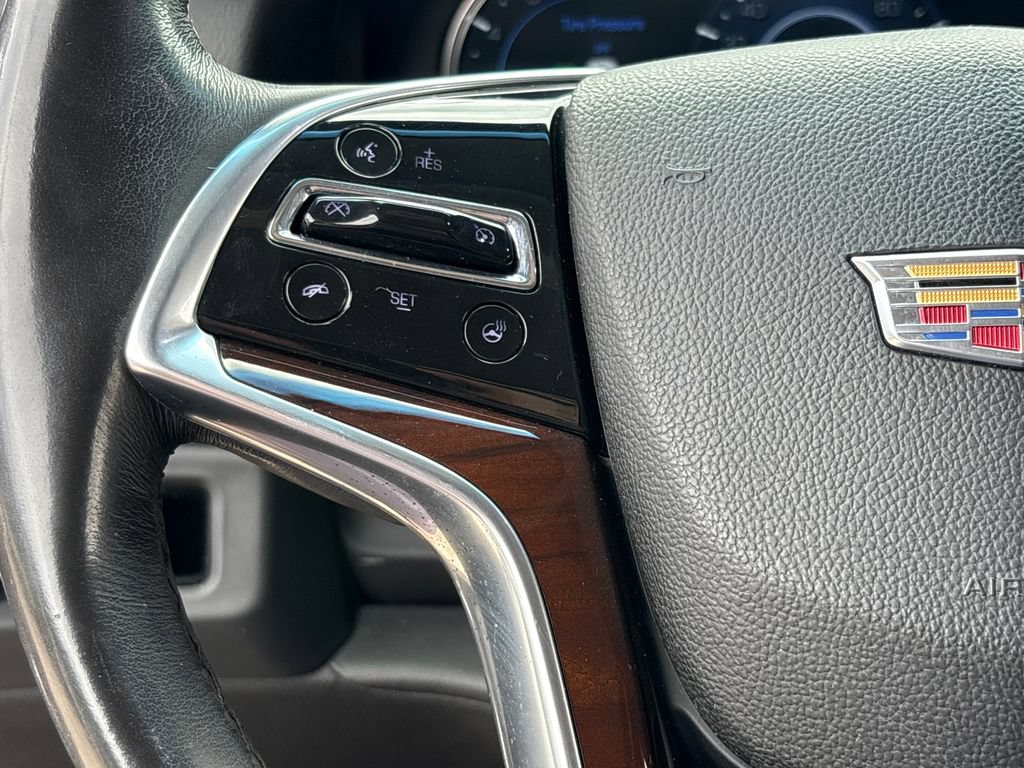 Used 2018 Cadillac Escalade 2WD image 18