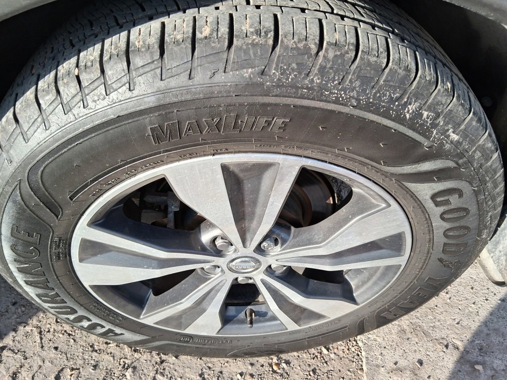 Used 2020 Nissan Murano SV image 13