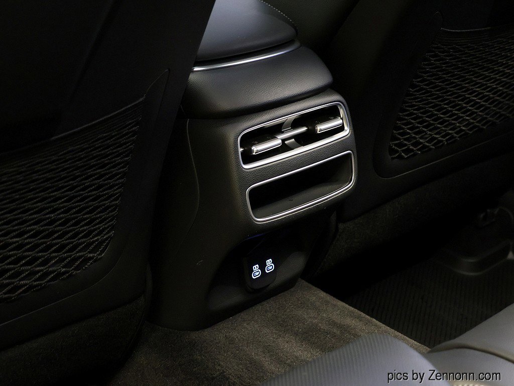 Used 2026 Genesis GV70 2.5T Advanced image 14