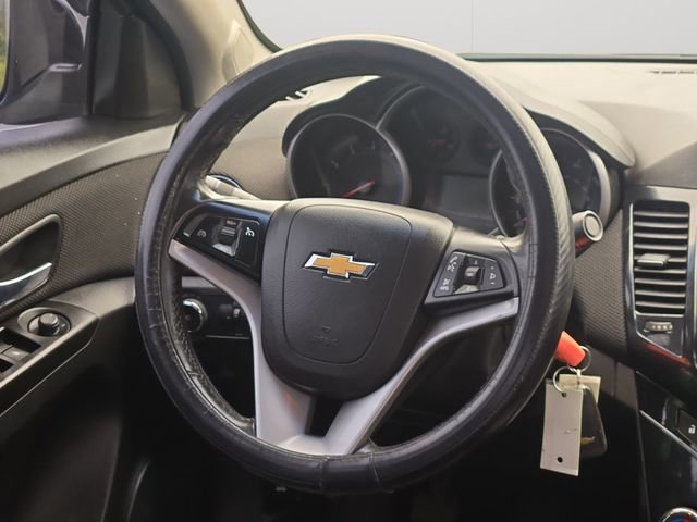 Used 2014 Chevrolet Cruze LT FWD image 16