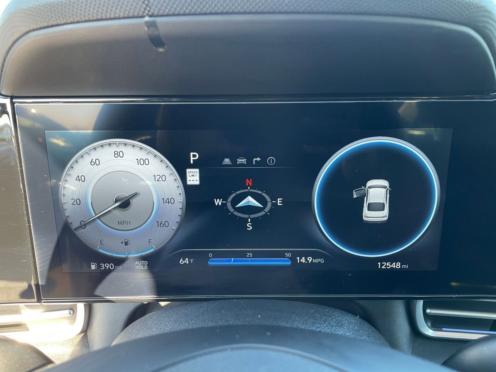 Used 2025 Hyundai Elantra SEL image 40