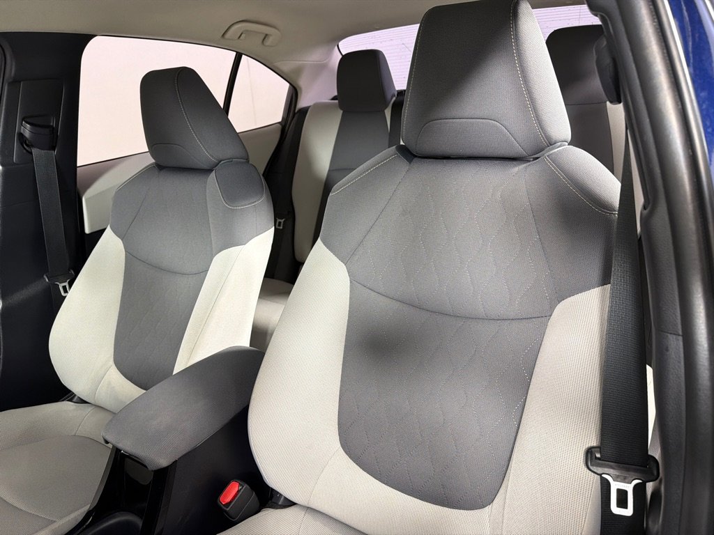 Used 2021 Toyota Corolla LE image 13